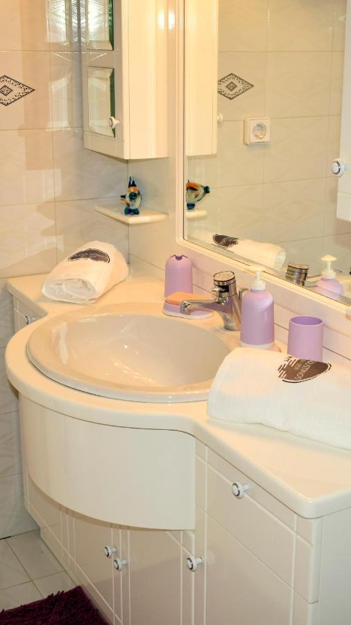 Villa Augoustinos - Sea Side Luxury *