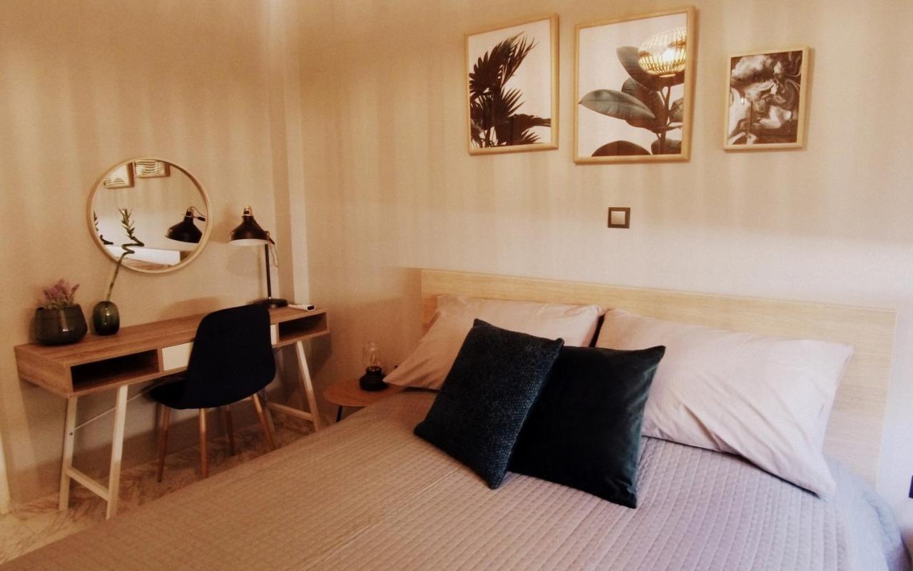 Villa Augoustinos - Sea Side Luxury