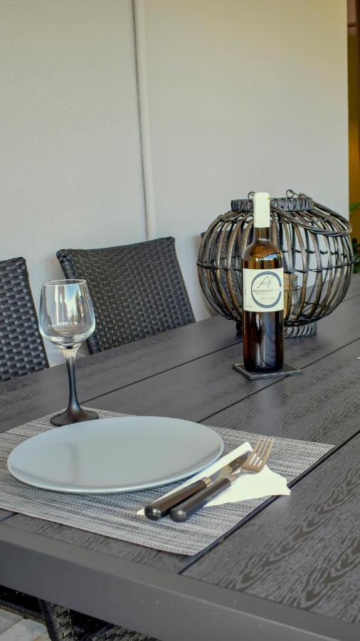 Villa Augoustinos - Sea Side Luxury *